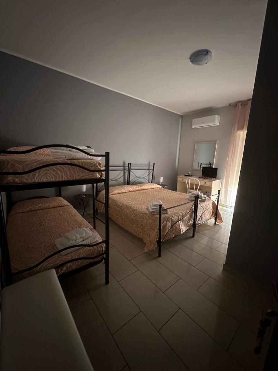 B&B Emmanuel Reggio di Calabria Ngoại thất bức ảnh